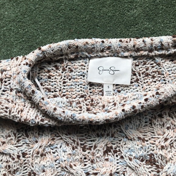 Sweater - Picture 3 of 5